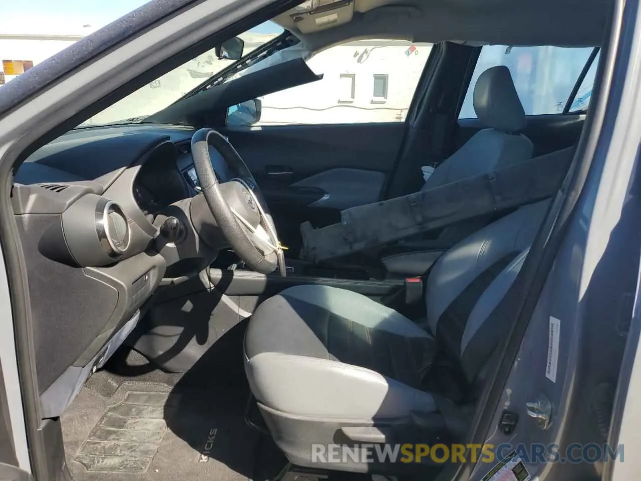 7 Photograph of a damaged car 3N1CP5DV4ML554214 NISSAN KICKS 2021