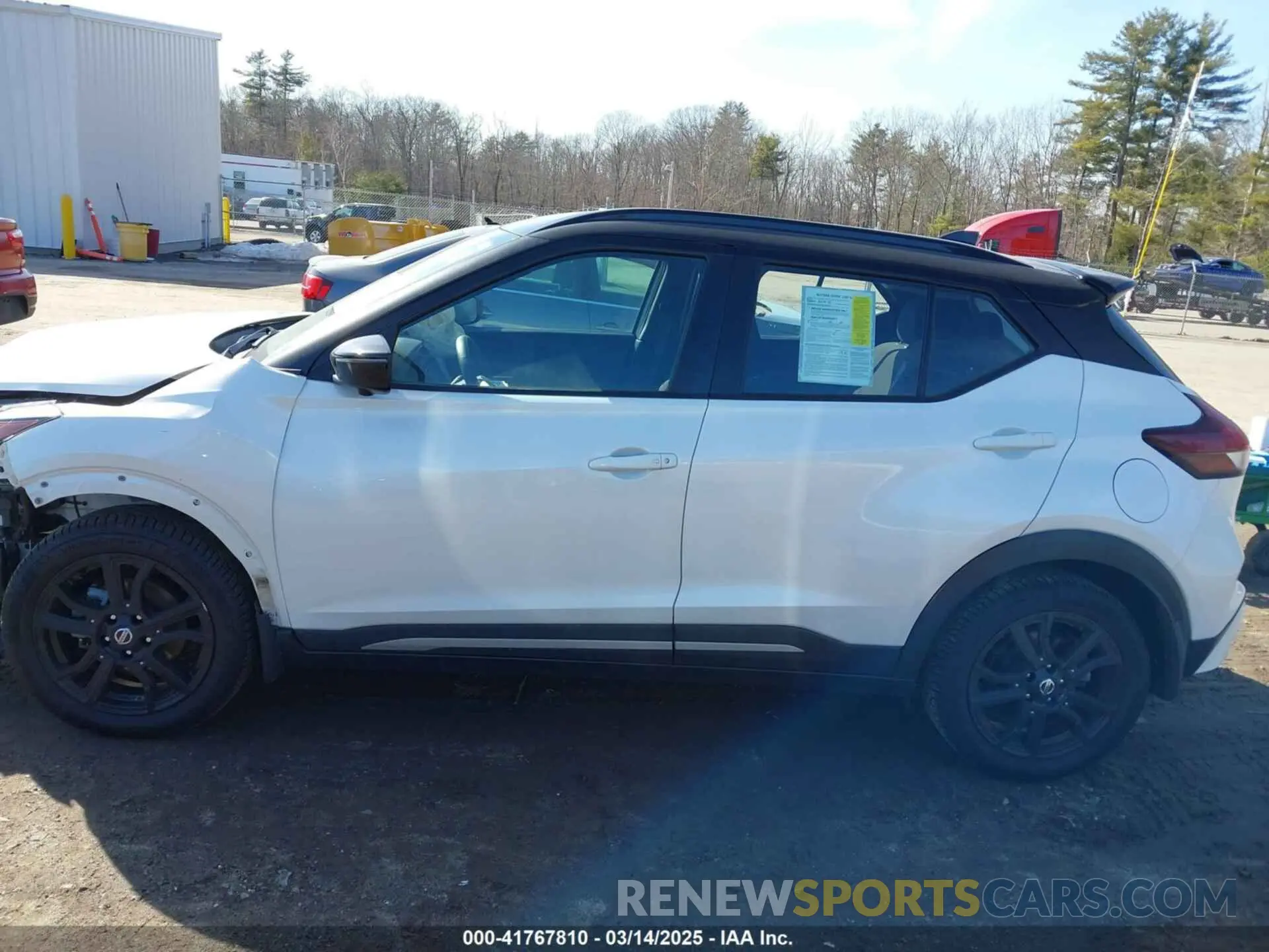 14 Photograph of a damaged car 3N1CP5DV5ML466417 NISSAN KICKS 2021