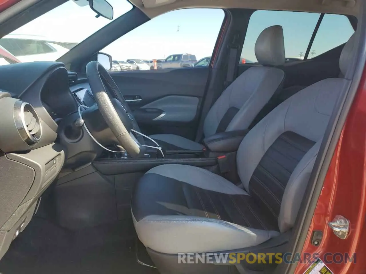 7 Photograph of a damaged car 3N1CP5DV5ML529760 NISSAN KICKS 2021