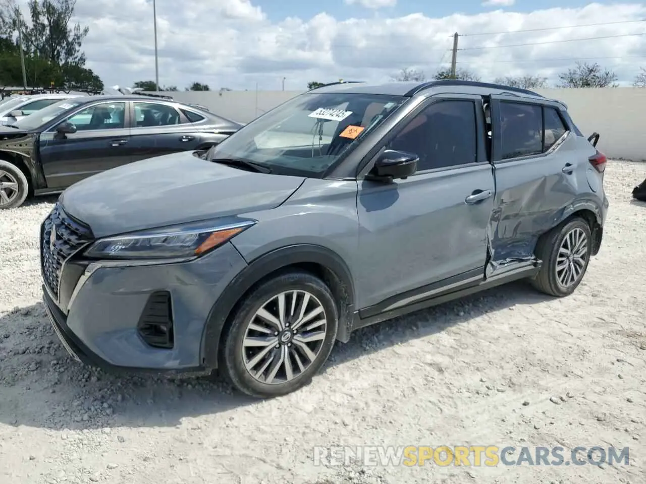 1 Photograph of a damaged car 3N1CP5DV5ML556425 NISSAN KICKS 2021