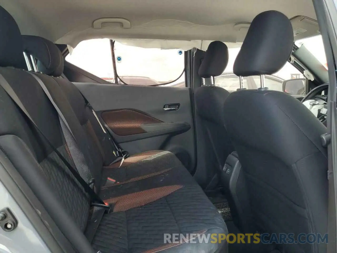 11 Photograph of a damaged car 3N1CP5DV5ML556425 NISSAN KICKS 2021