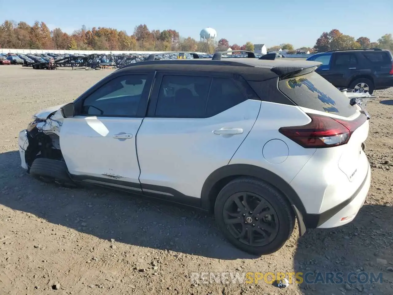 2 Photograph of a damaged car 3N1CP5DV5ML560412 NISSAN KICKS 2021