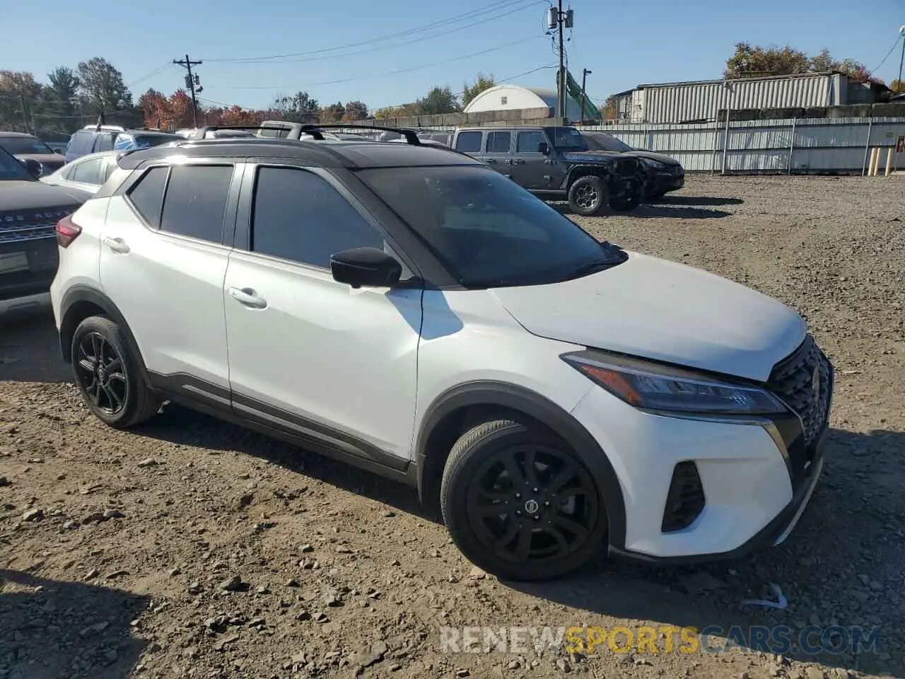 4 Photograph of a damaged car 3N1CP5DV5ML560412 NISSAN KICKS 2021