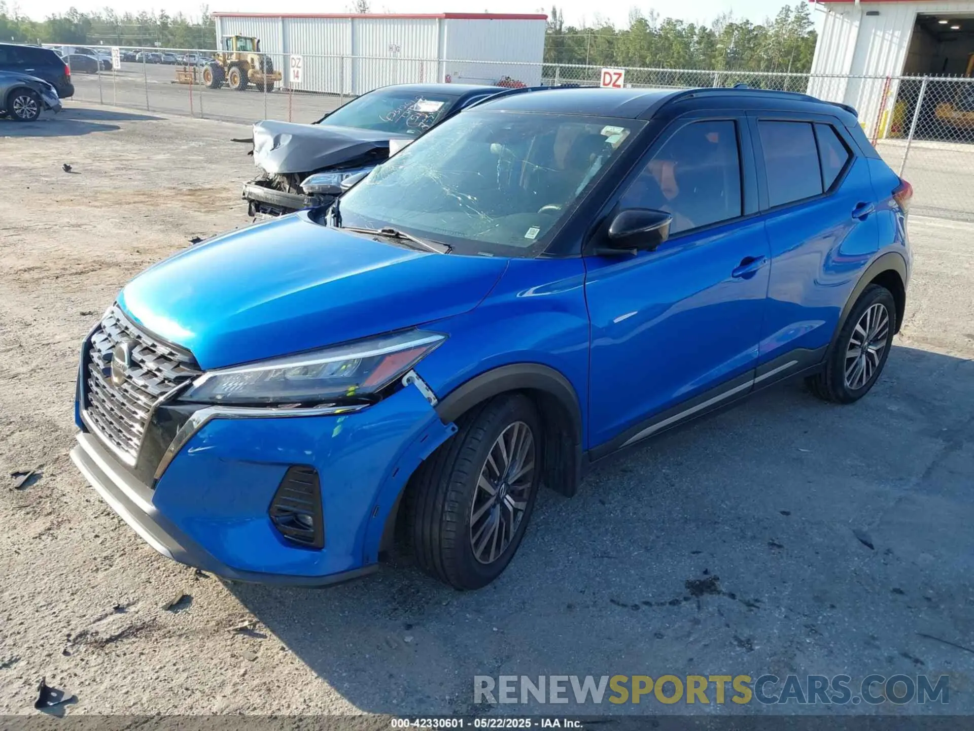 2 Photograph of a damaged car 3N1CP5DV6ML475126 NISSAN KICKS 2021