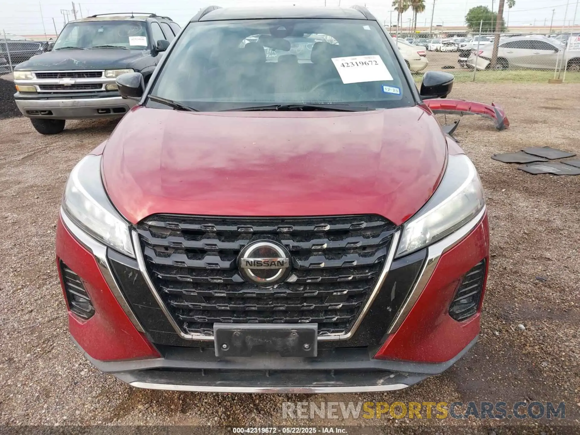 13 Photograph of a damaged car 3N1CP5DV6ML509761 NISSAN KICKS 2021
