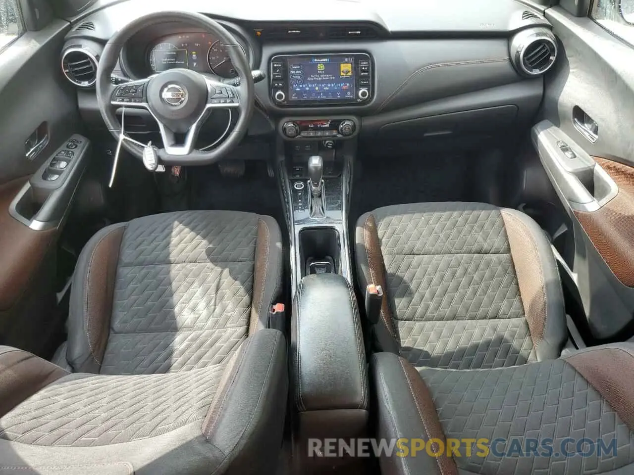 8 Photograph of a damaged car 3N1CP5DV7ML558676 NISSAN KICKS 2021