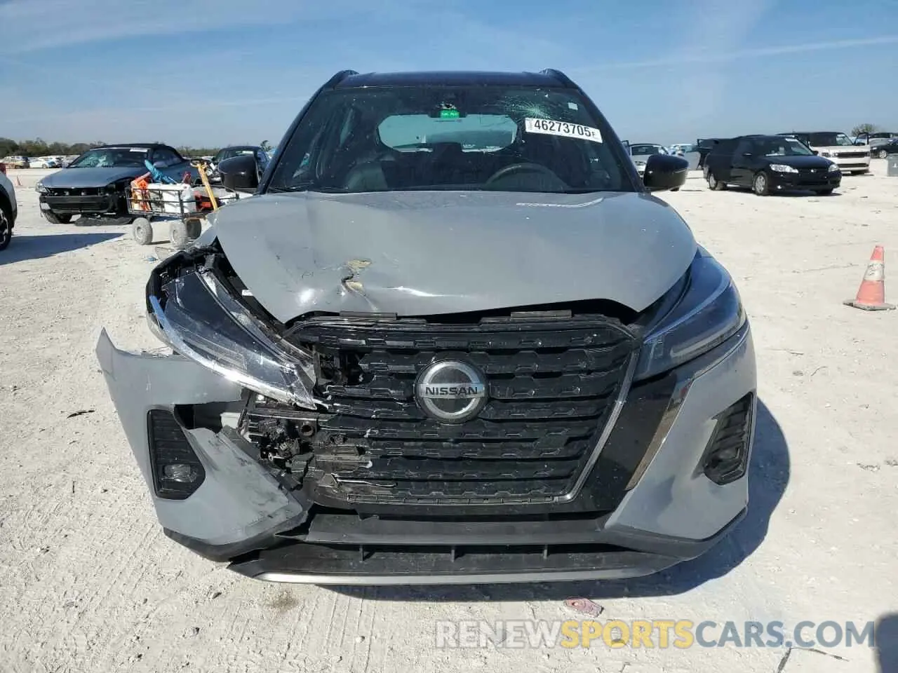 5 Photograph of a damaged car 3N1CP5DV7ML561030 NISSAN KICKS 2021