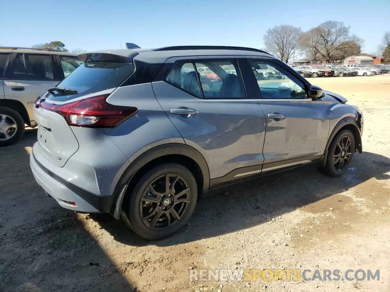 3 Photograph of a damaged car 3N1CP5DV8ML515223 NISSAN KICKS 2021