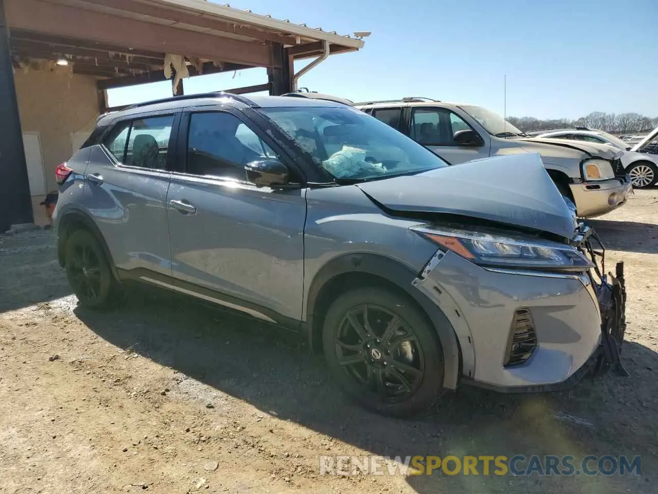 4 Photograph of a damaged car 3N1CP5DV8ML515223 NISSAN KICKS 2021
