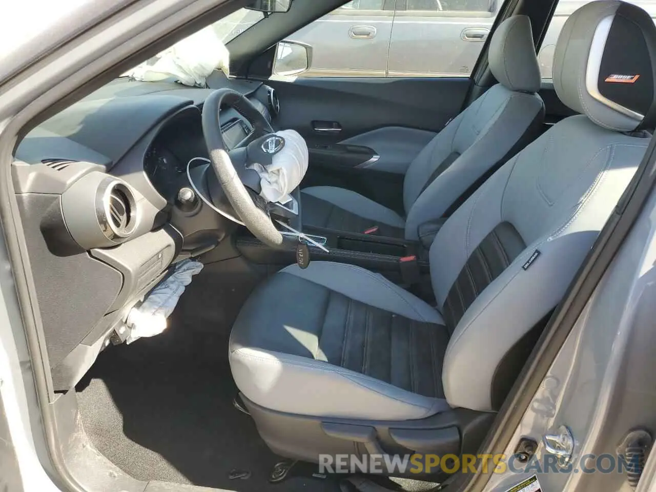 7 Photograph of a damaged car 3N1CP5DV8ML515223 NISSAN KICKS 2021