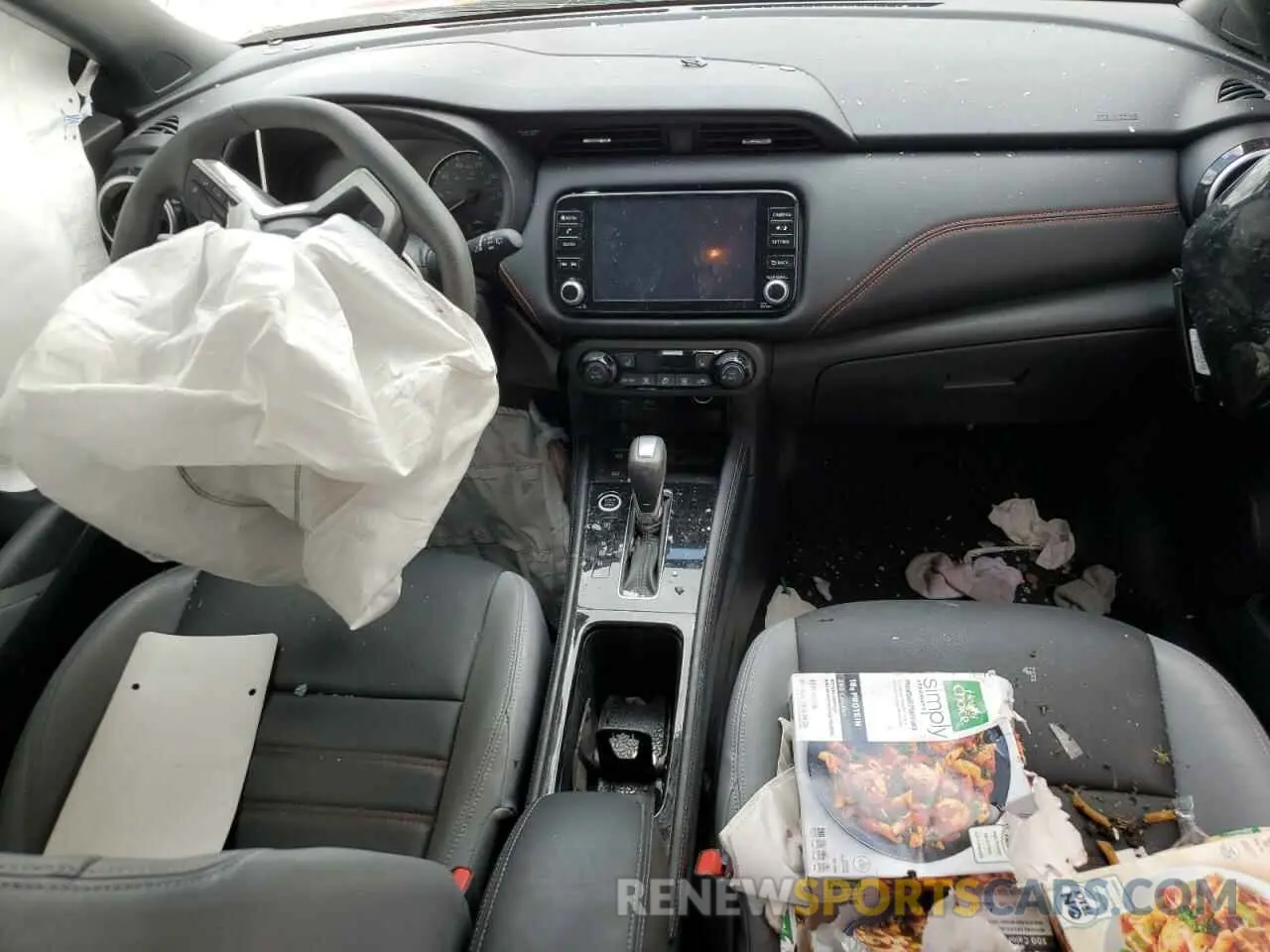 8 Photograph of a damaged car 3N1CP5DV8ML537710 NISSAN KICKS 2021
