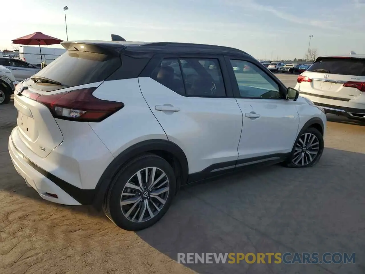 3 Photograph of a damaged car 3N1CP5DV9ML473970 NISSAN KICKS 2021