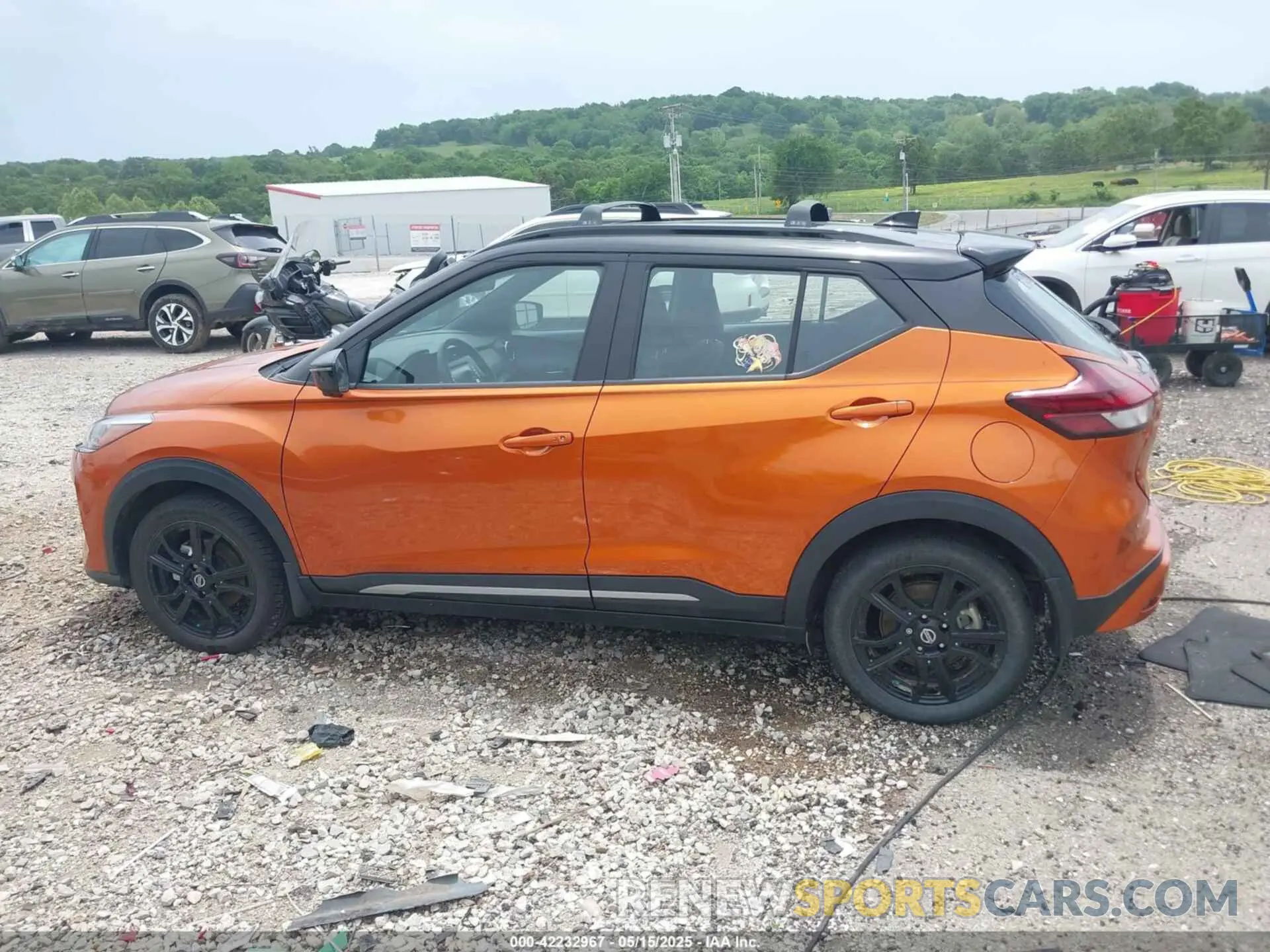 14 Photograph of a damaged car 3N1CP5DV9ML508992 NISSAN KICKS 2021