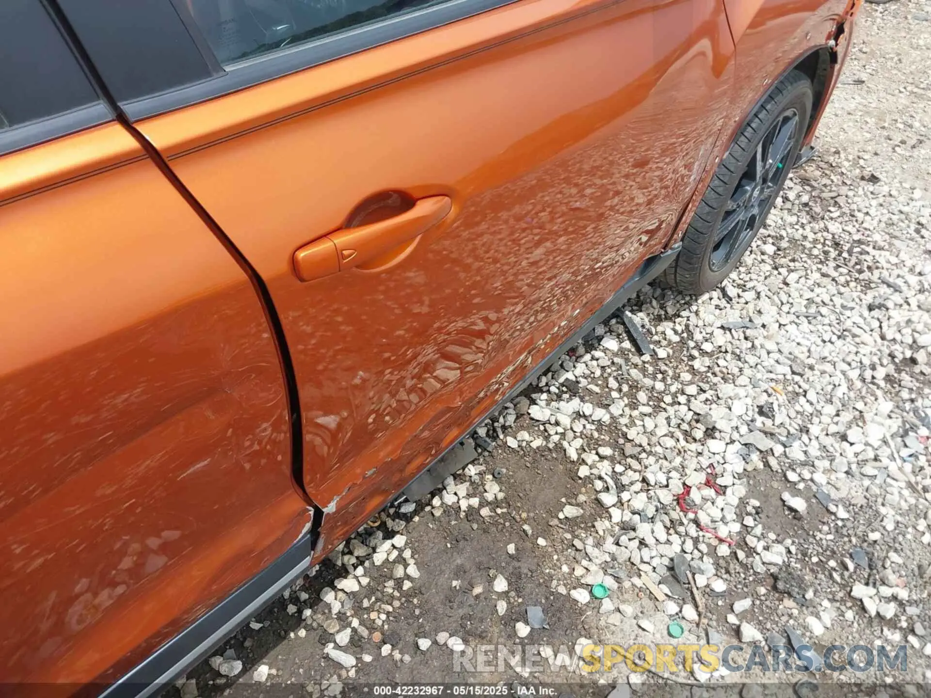 17 Photograph of a damaged car 3N1CP5DV9ML508992 NISSAN KICKS 2021