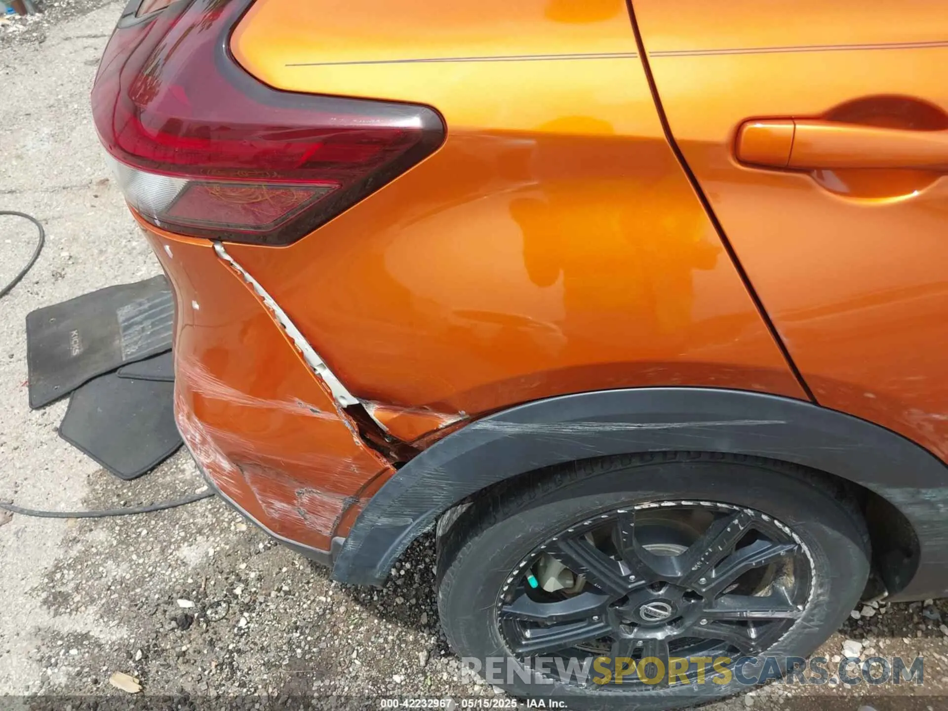 6 Photograph of a damaged car 3N1CP5DV9ML508992 NISSAN KICKS 2021