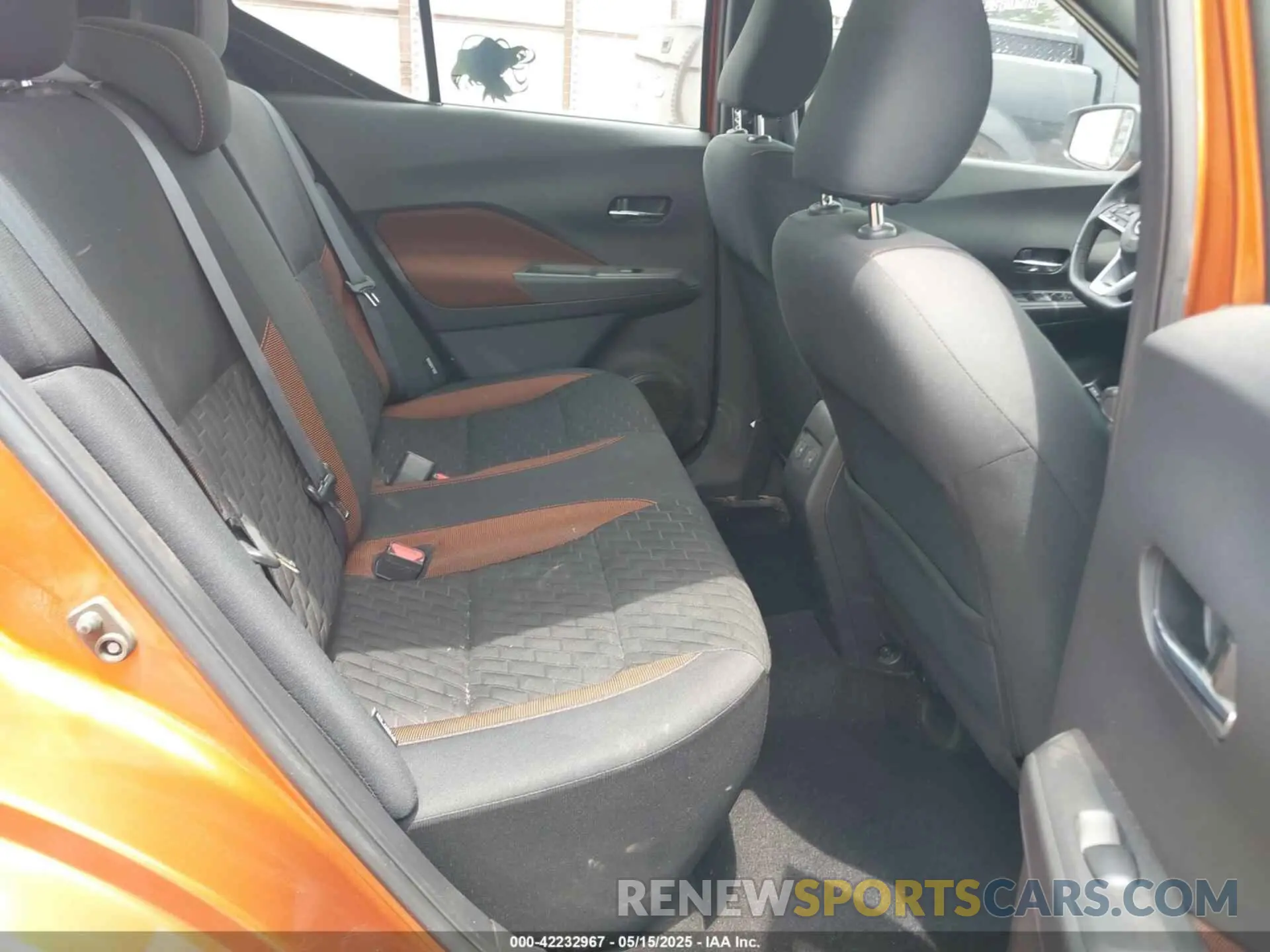 8 Photograph of a damaged car 3N1CP5DV9ML508992 NISSAN KICKS 2021