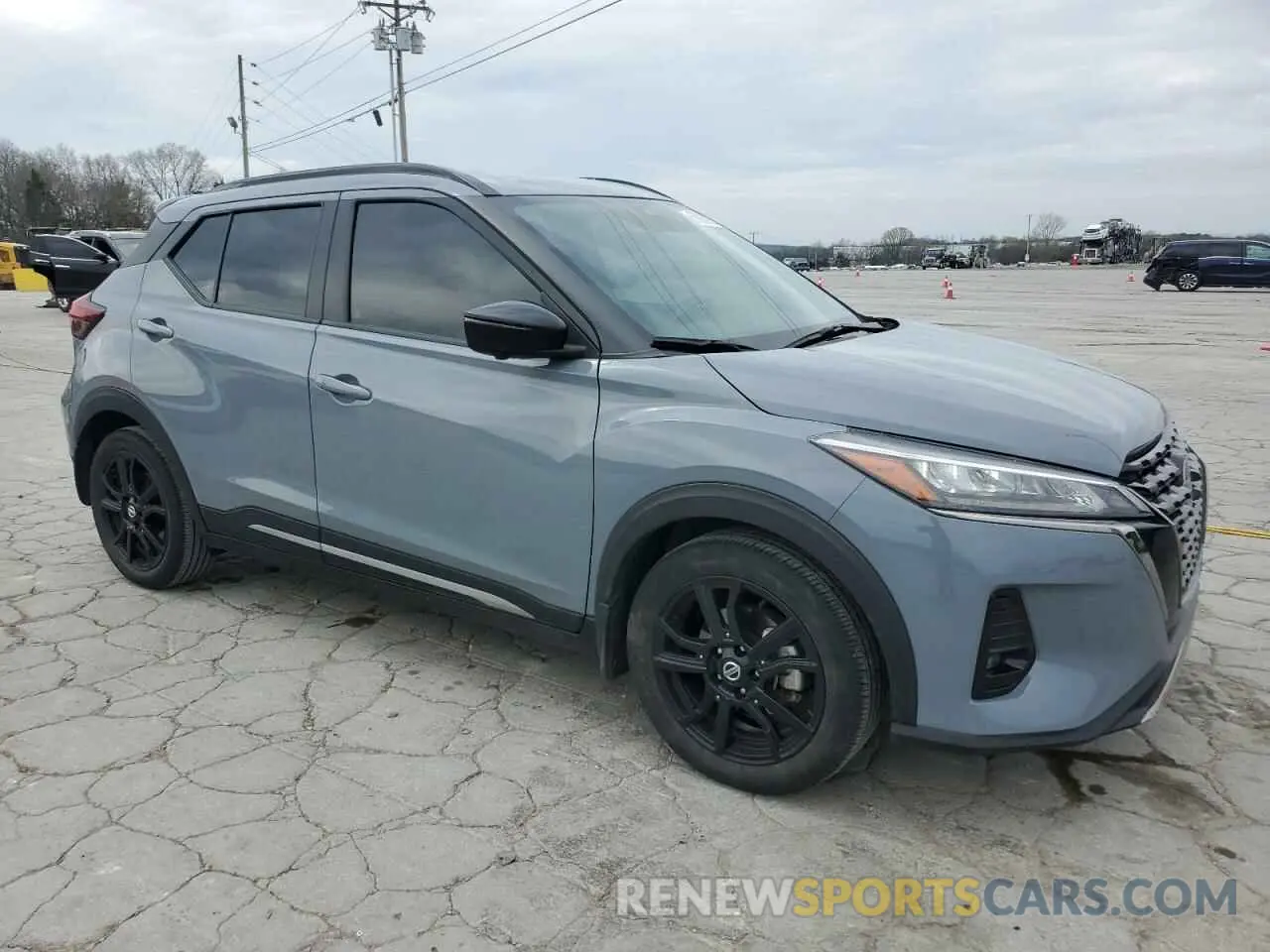 4 Photograph of a damaged car 3N1CP5DV9ML514324 NISSAN KICKS 2021