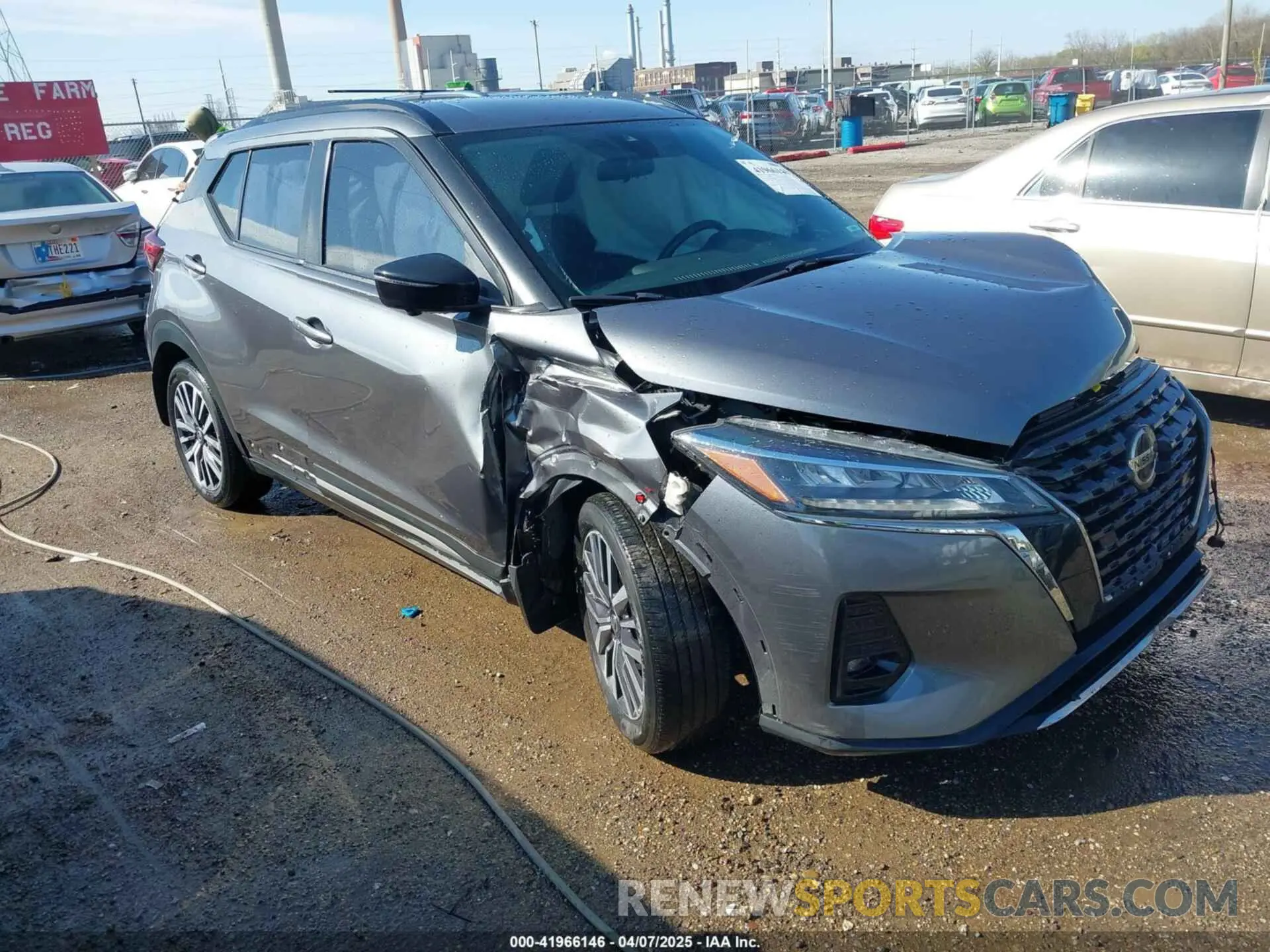 1 Photograph of a damaged car 3N1CP5DVXML465845 NISSAN KICKS 2021