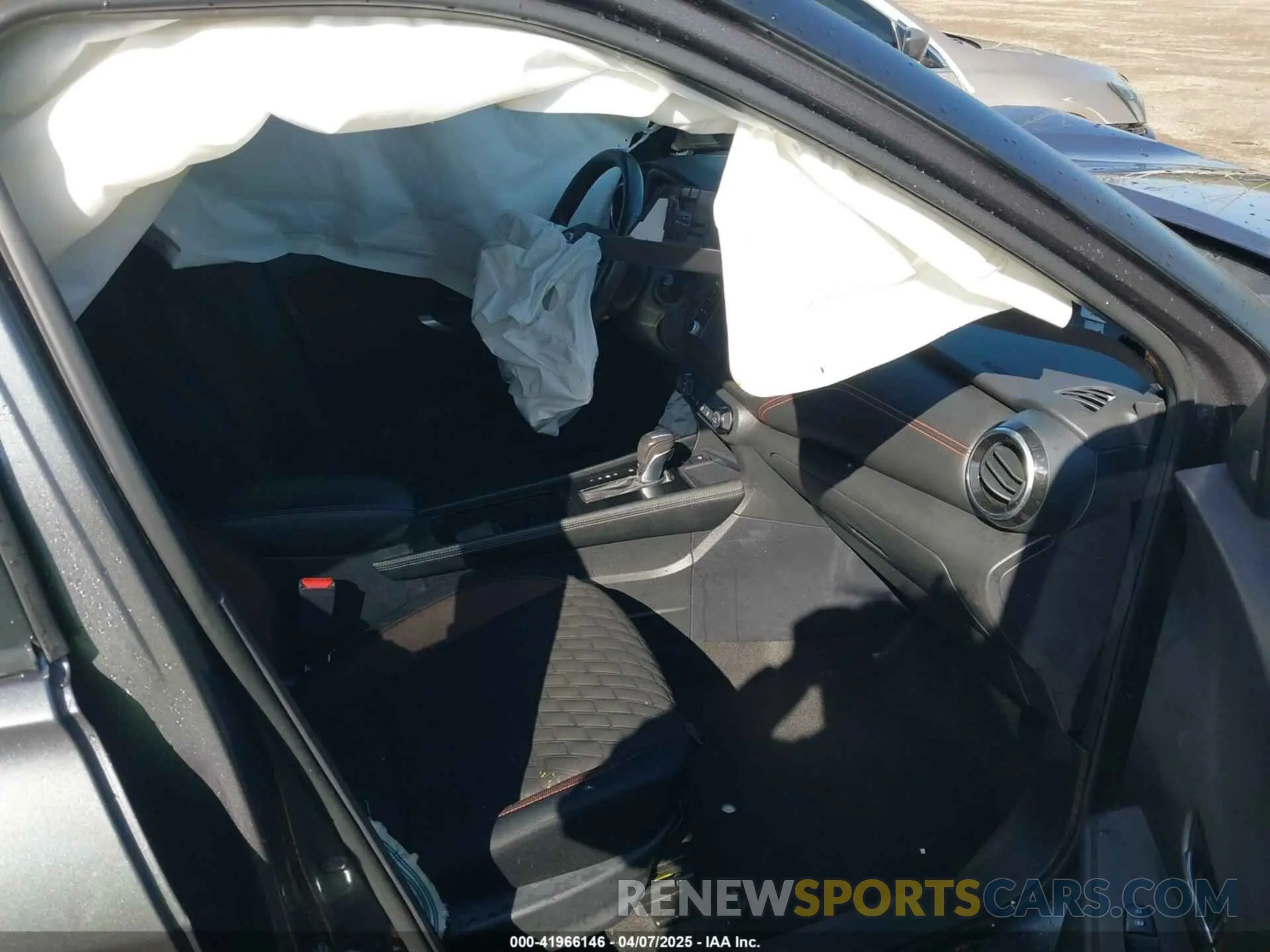 5 Photograph of a damaged car 3N1CP5DVXML465845 NISSAN KICKS 2021