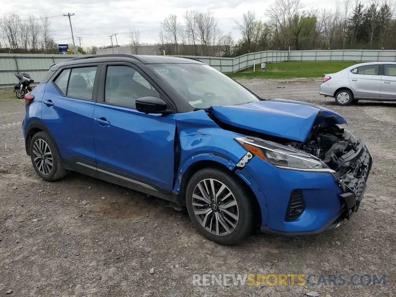 4 Photograph of a damaged car 3N1CP5DVXML504949 NISSAN KICKS 2021