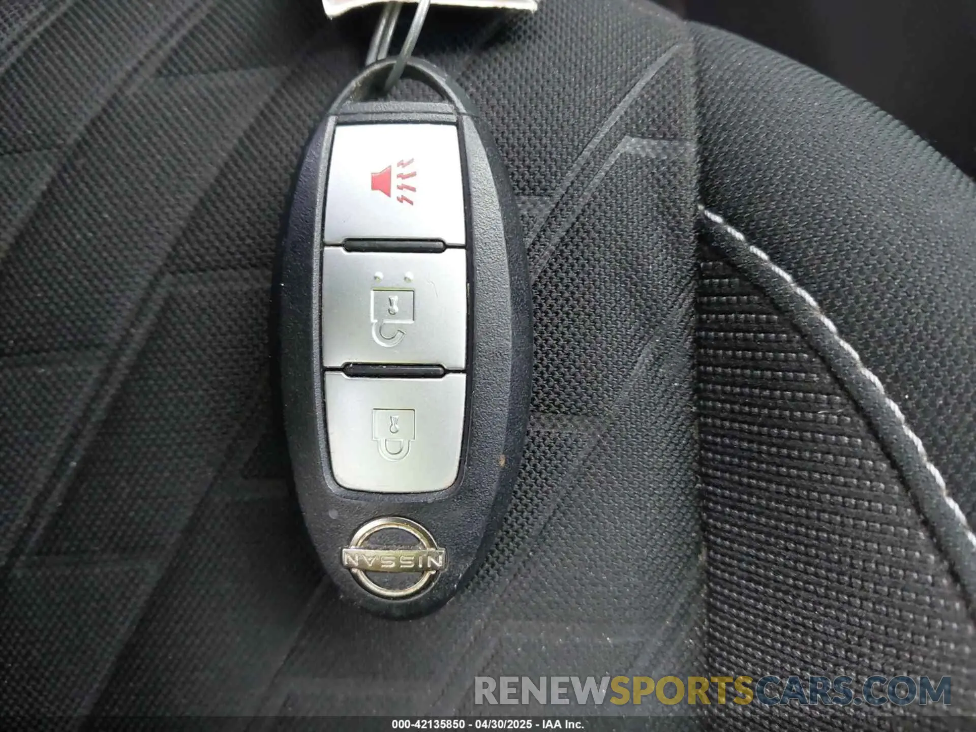 11 Photograph of a damaged car 3N1CP5BV0NL484702 NISSAN KICKS 2022