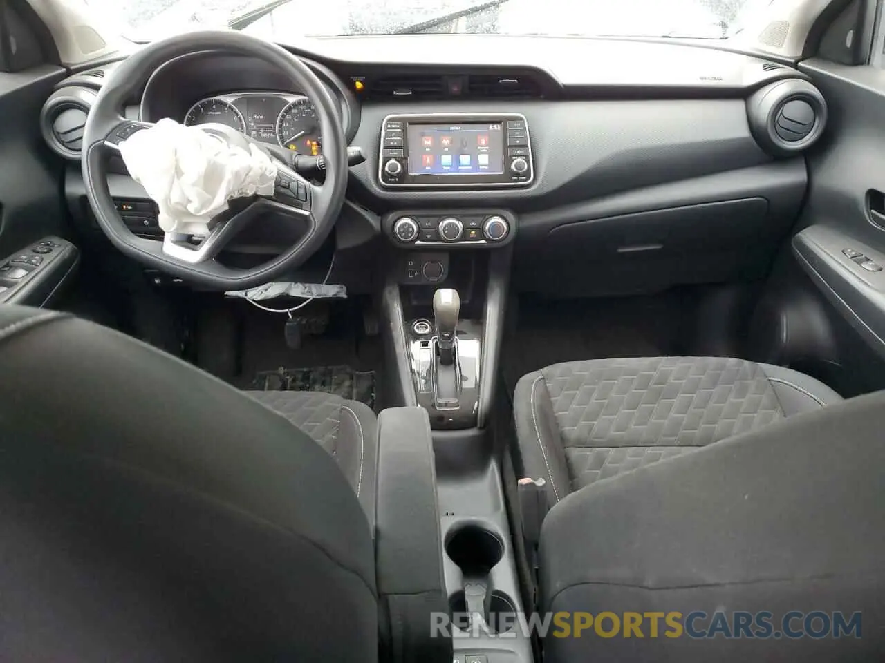 8 Photograph of a damaged car 3N1CP5BV0NL515477 NISSAN KICKS 2022