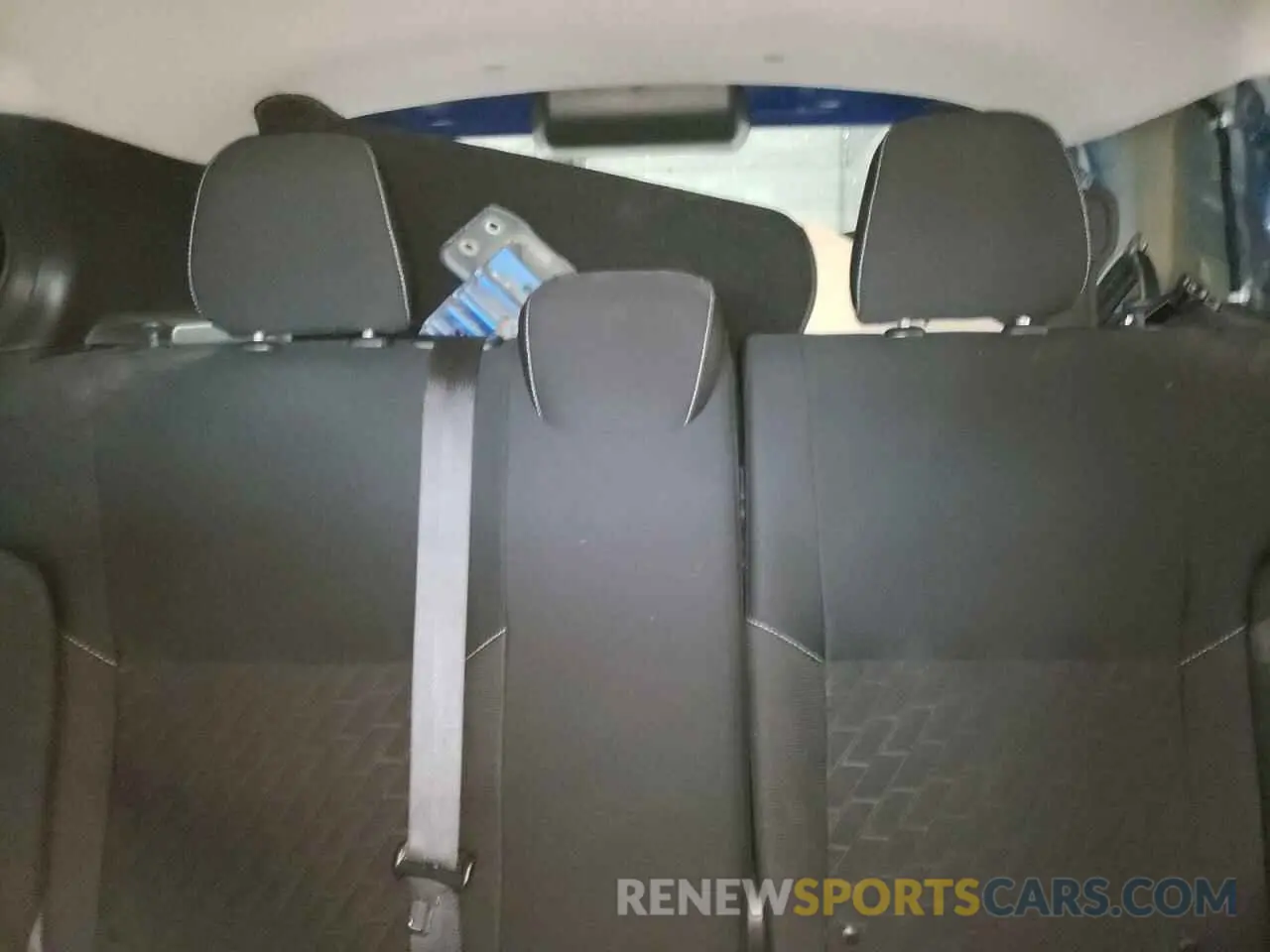 10 Photograph of a damaged car 3N1CP5BV0NL518203 NISSAN KICKS 2022