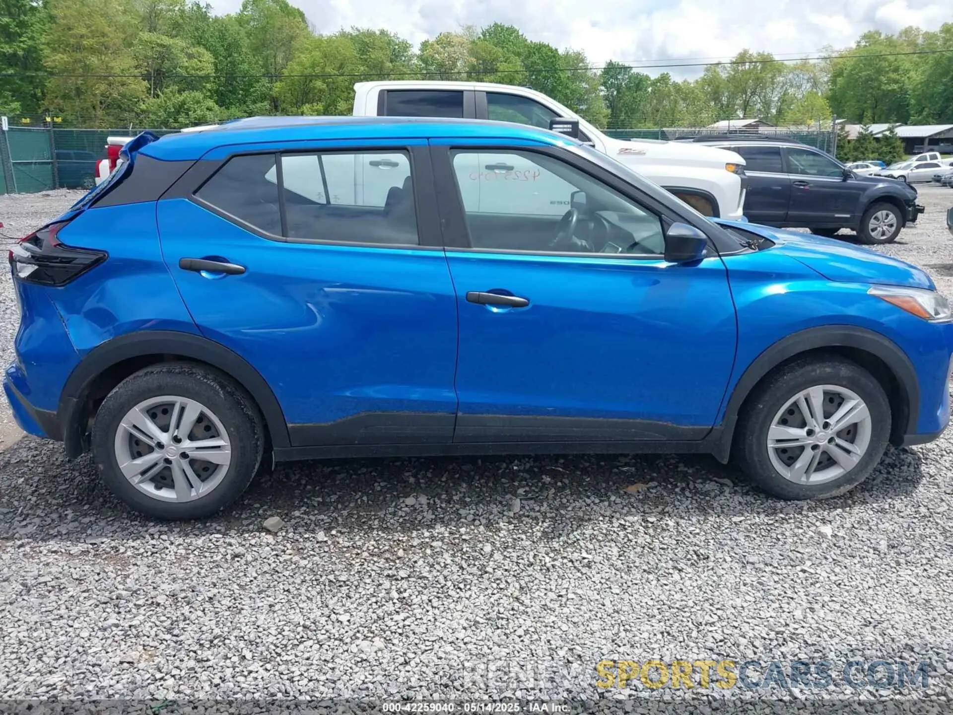 13 Photograph of a damaged car 3N1CP5BV1NL481274 NISSAN KICKS 2022