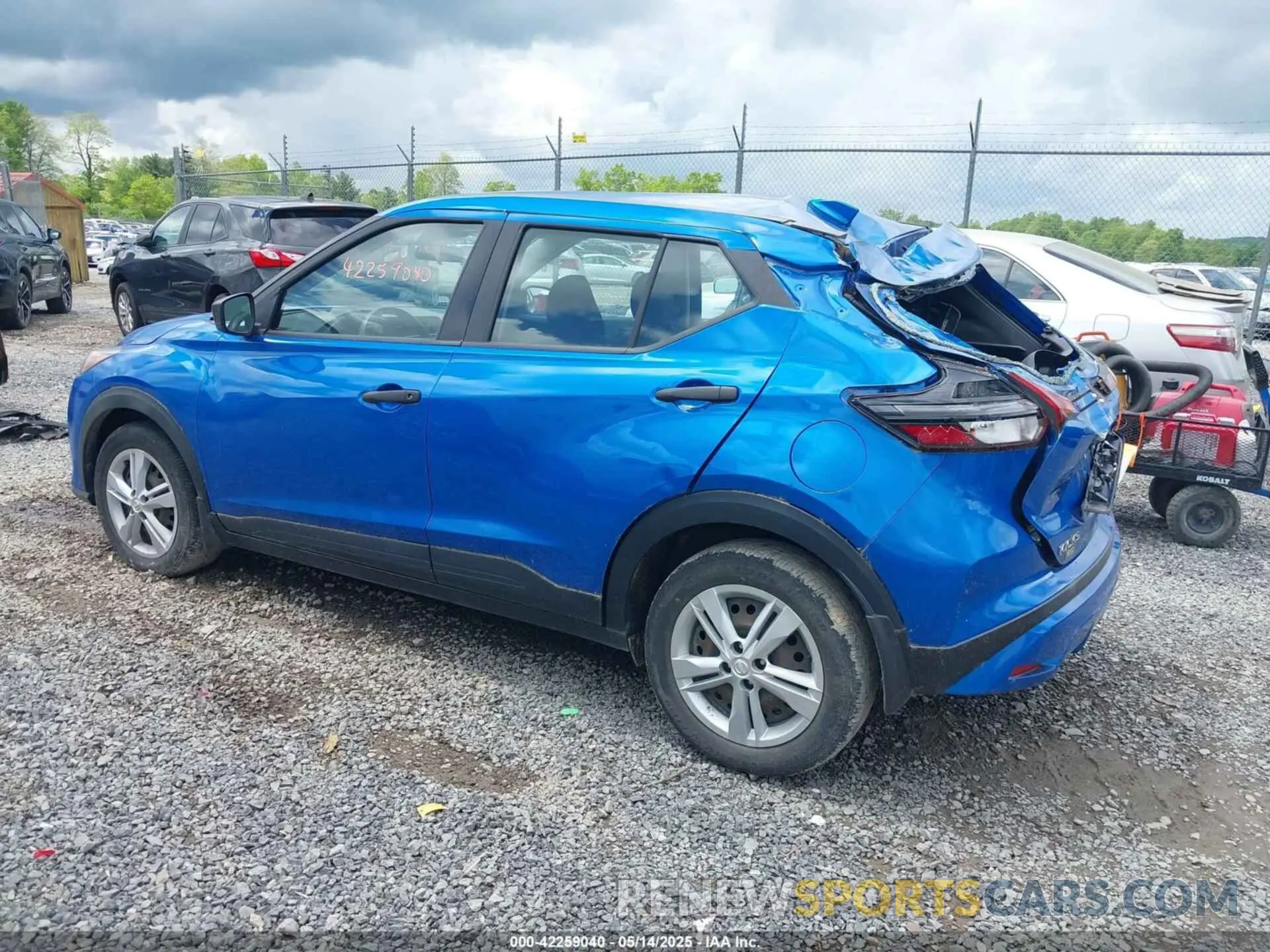 14 Photograph of a damaged car 3N1CP5BV1NL481274 NISSAN KICKS 2022