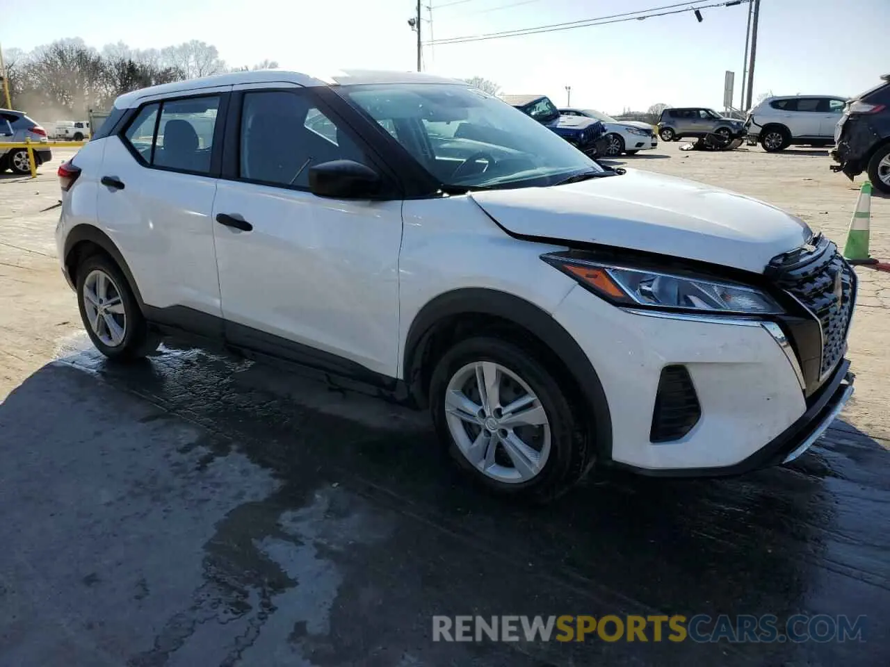 4 Photograph of a damaged car 3N1CP5BV1NL494526 NISSAN KICKS 2022