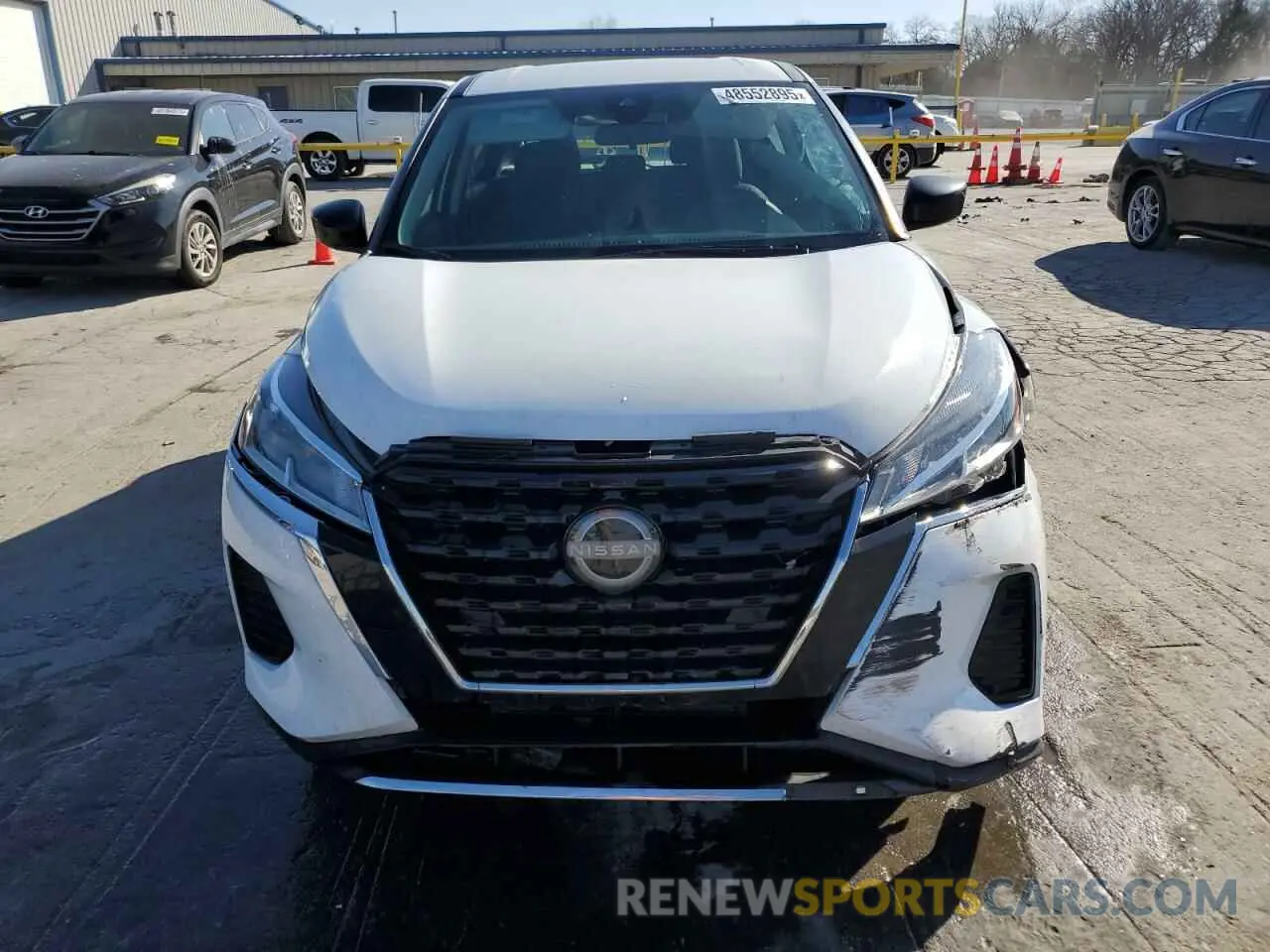 5 Photograph of a damaged car 3N1CP5BV1NL494526 NISSAN KICKS 2022