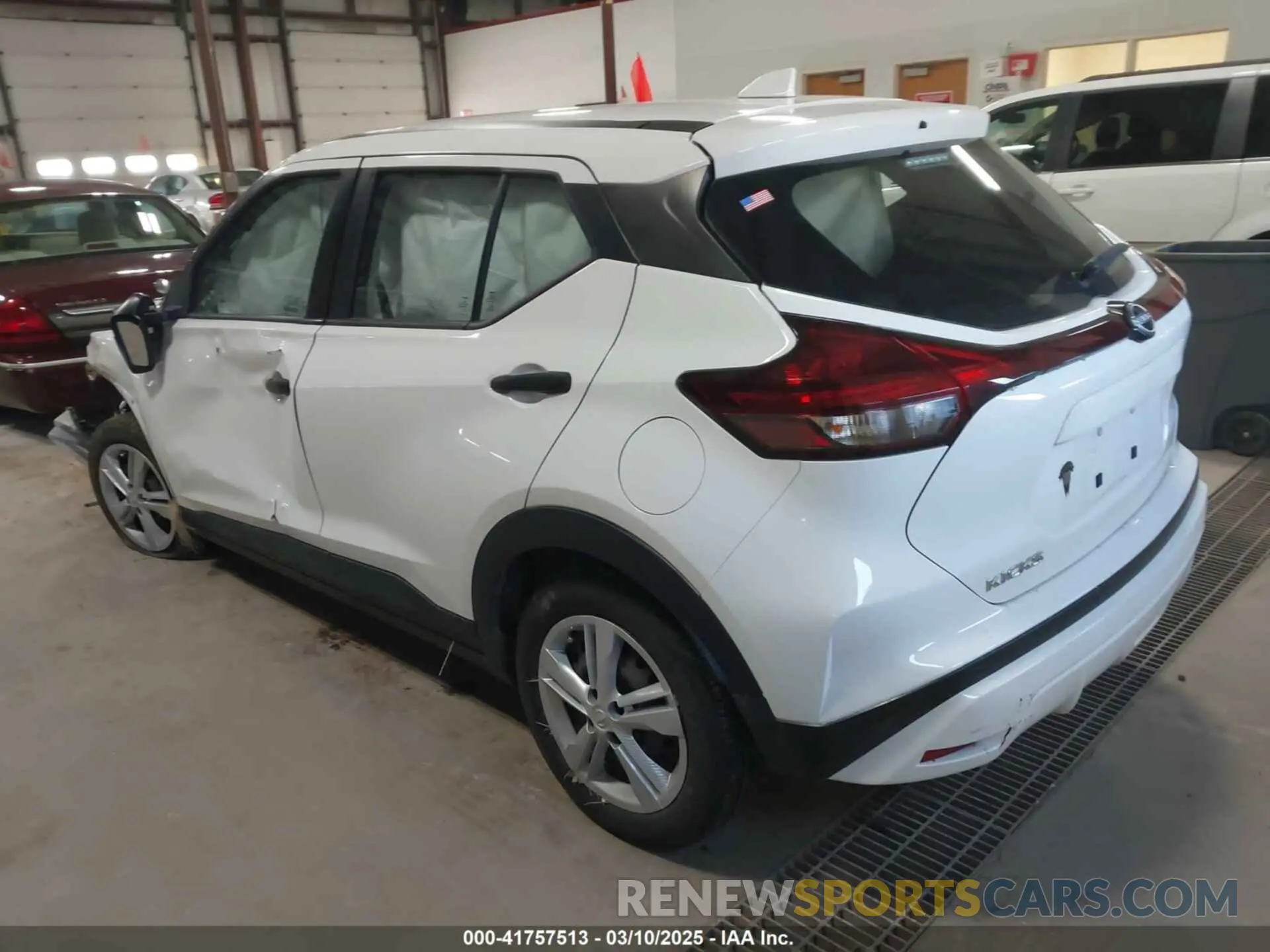 3 Photograph of a damaged car 3N1CP5BV1NL506724 NISSAN KICKS 2022