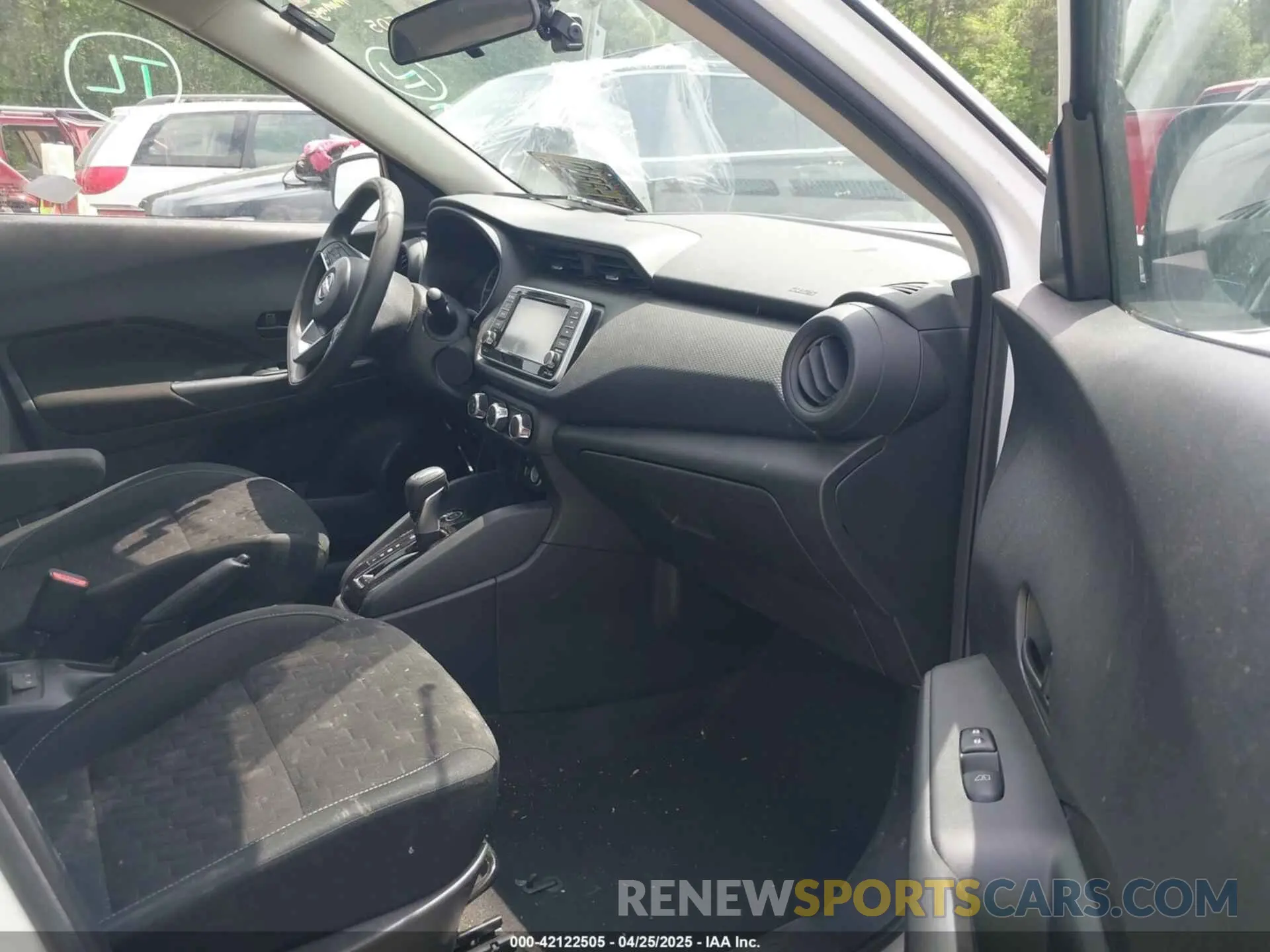 5 Photograph of a damaged car 3N1CP5BV1NL509901 NISSAN KICKS 2022