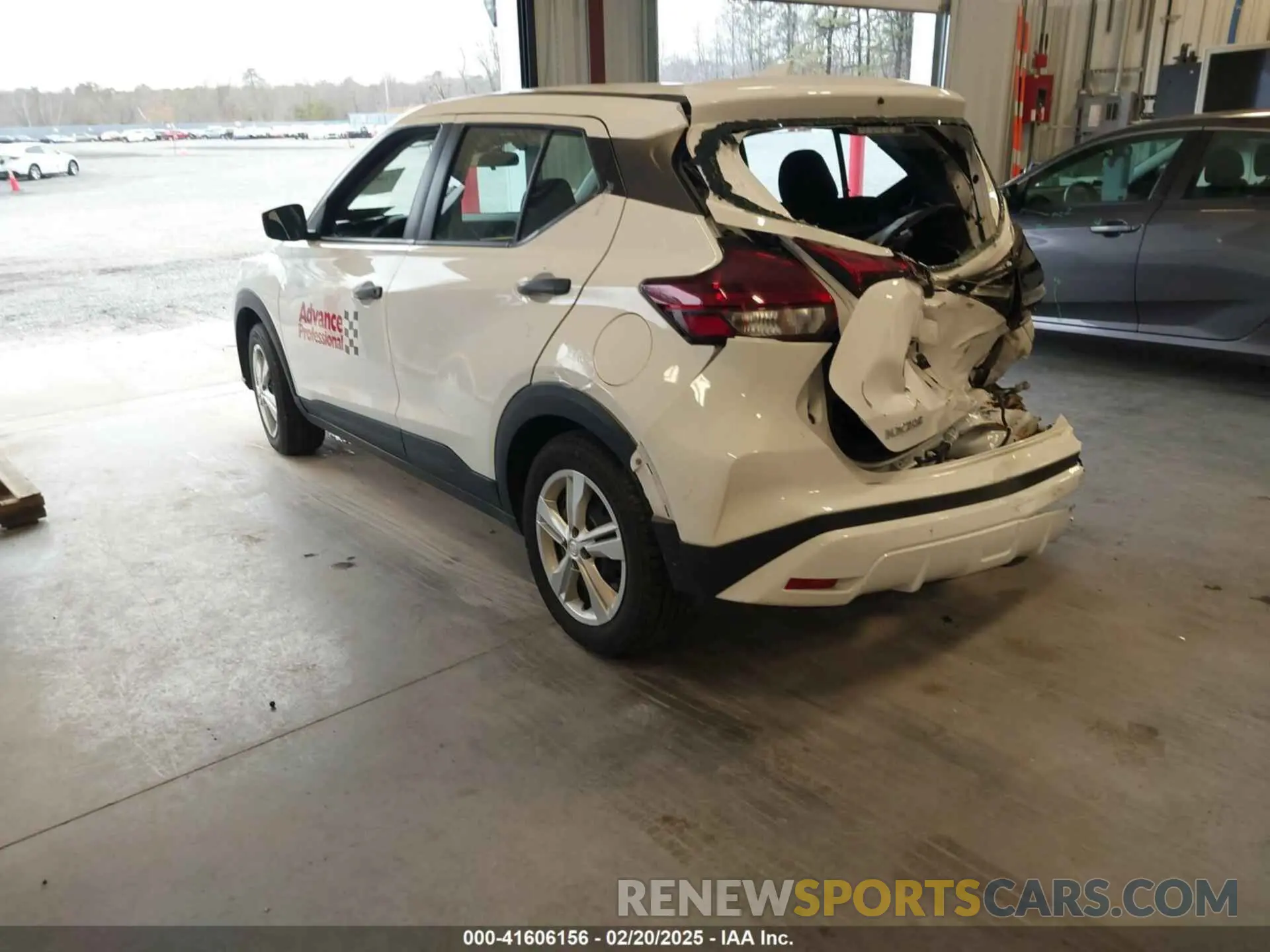 3 Photograph of a damaged car 3N1CP5BV1NL519747 NISSAN KICKS 2022