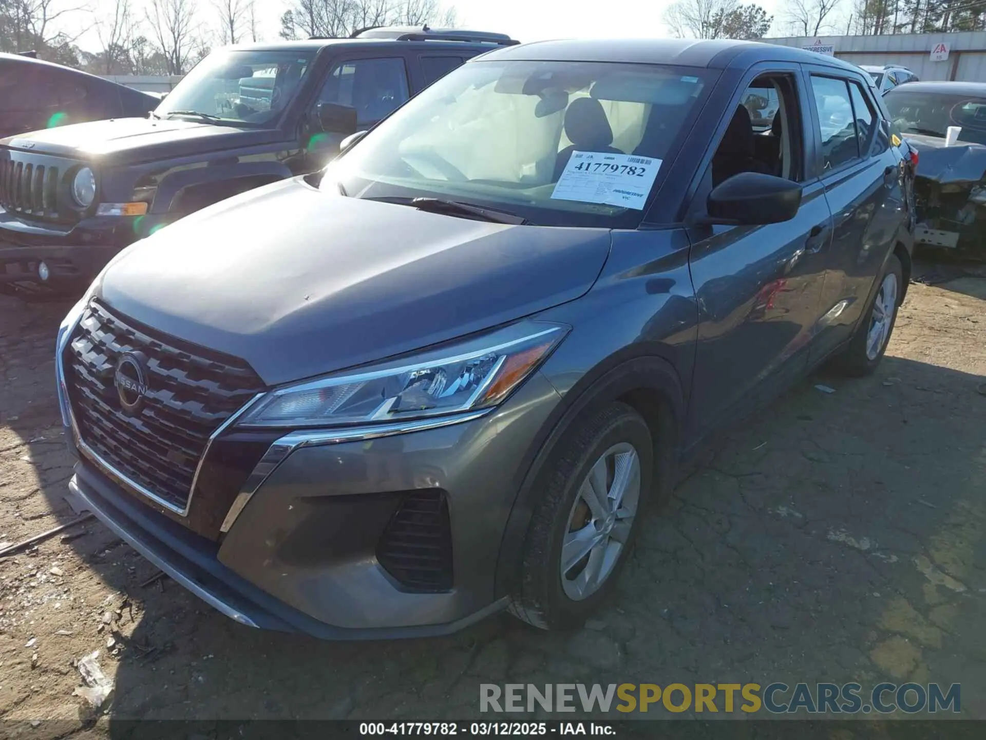2 Photograph of a damaged car 3N1CP5BV2NL475905 NISSAN KICKS 2022