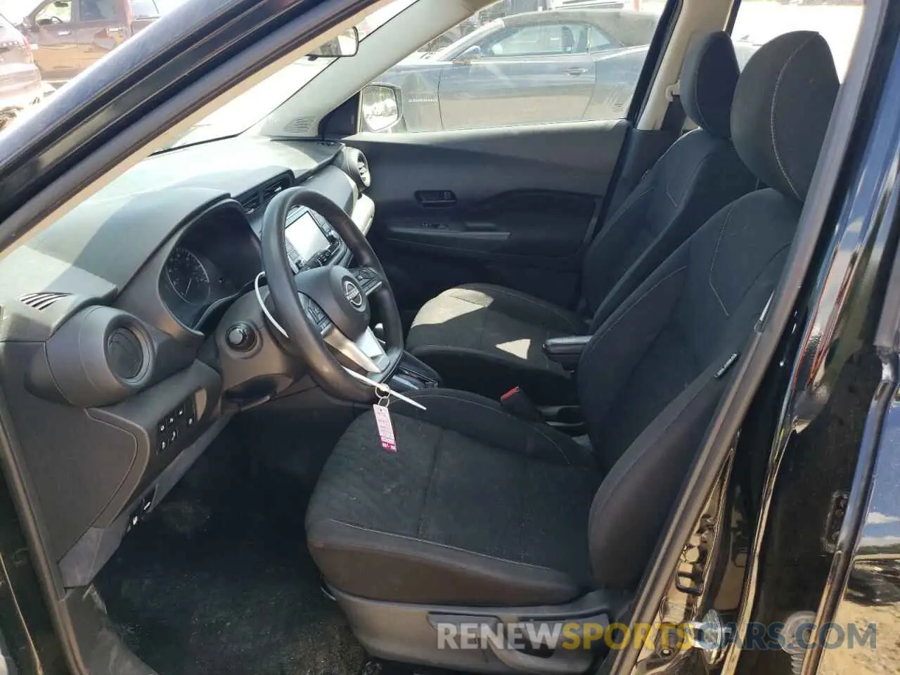 7 Photograph of a damaged car 3N1CP5BV3NL491952 NISSAN KICKS 2022