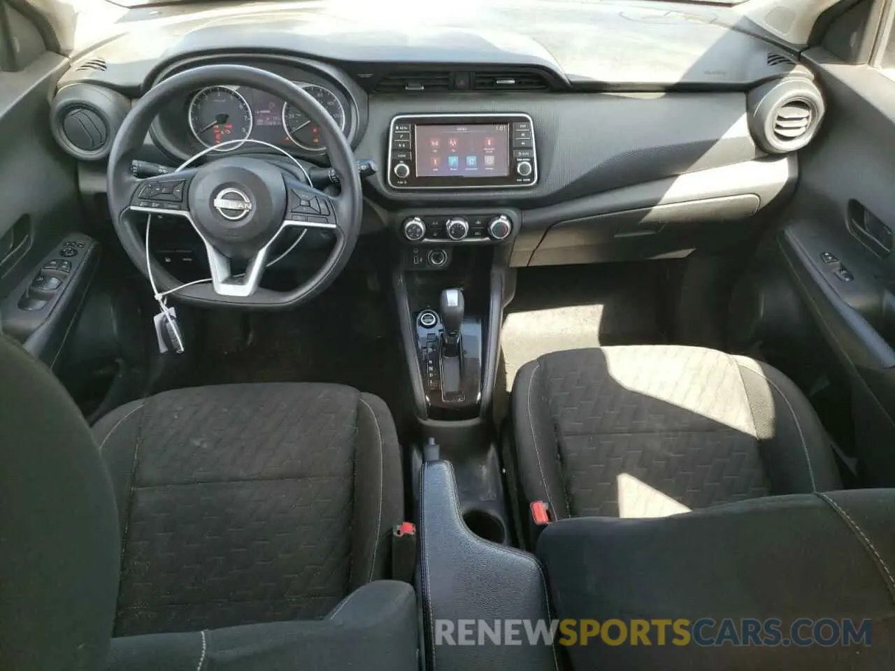 8 Photograph of a damaged car 3N1CP5BV3NL491952 NISSAN KICKS 2022
