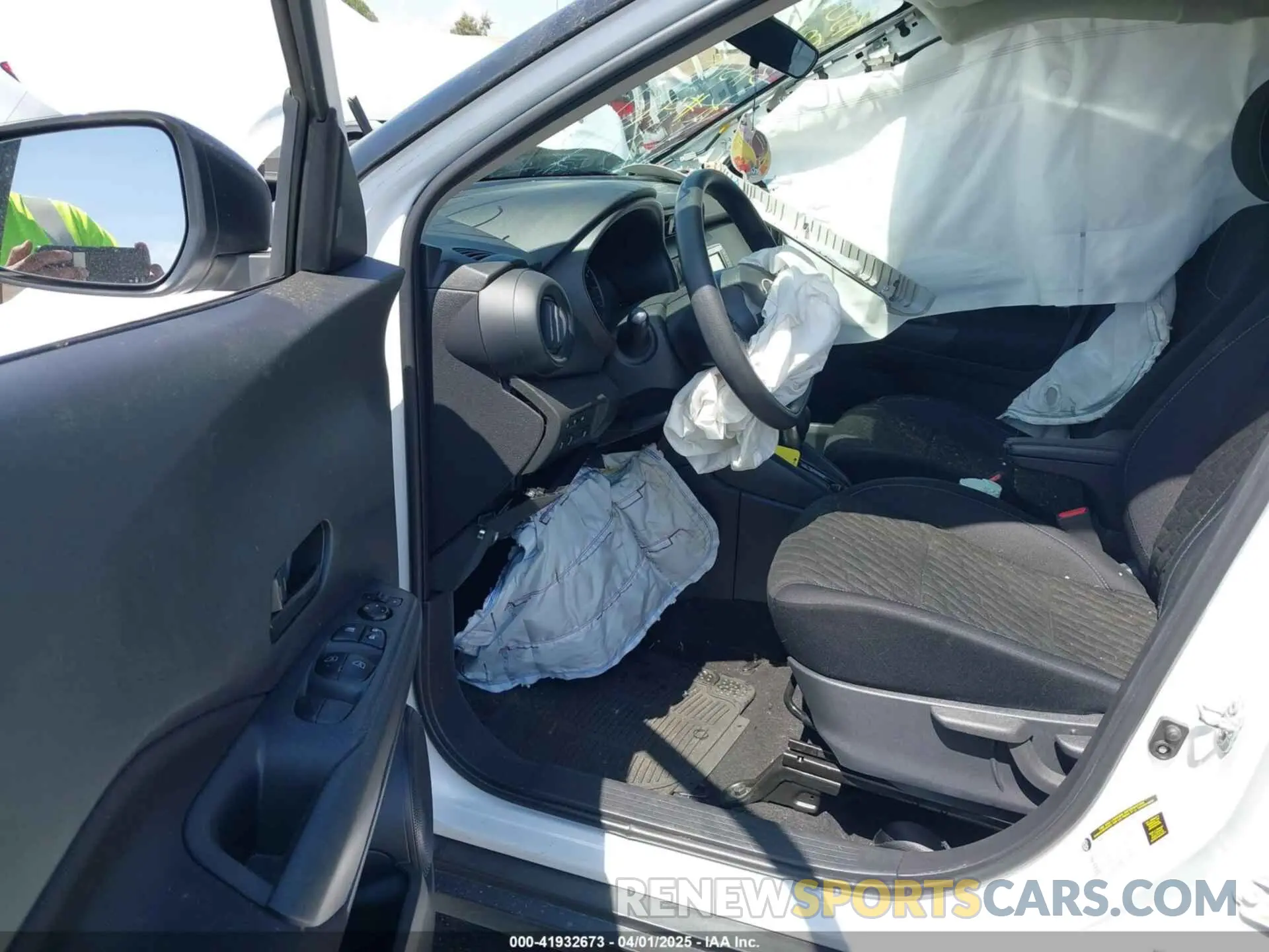 5 Photograph of a damaged car 3N1CP5BV3NL499825 NISSAN KICKS 2022