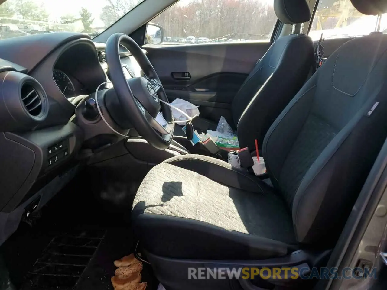 7 Photograph of a damaged car 3N1CP5BV3NL503680 NISSAN KICKS 2022