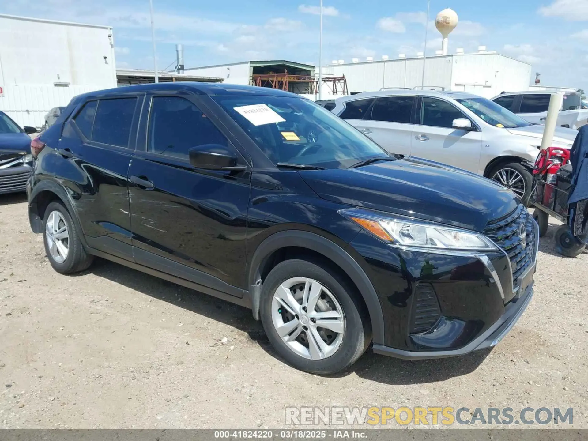 1 Photograph of a damaged car 3N1CP5BV3NL514002 NISSAN KICKS 2022
