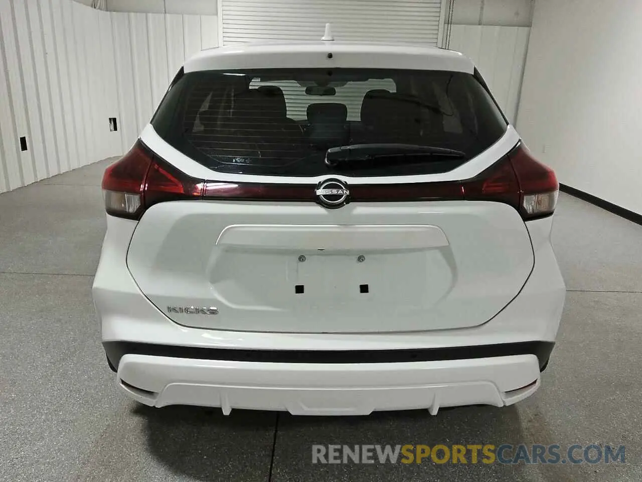6 Photograph of a damaged car 3N1CP5BV3NL514520 NISSAN KICKS 2022