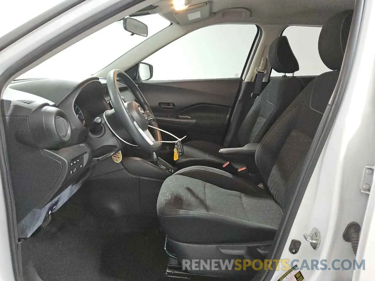 7 Photograph of a damaged car 3N1CP5BV3NL514520 NISSAN KICKS 2022