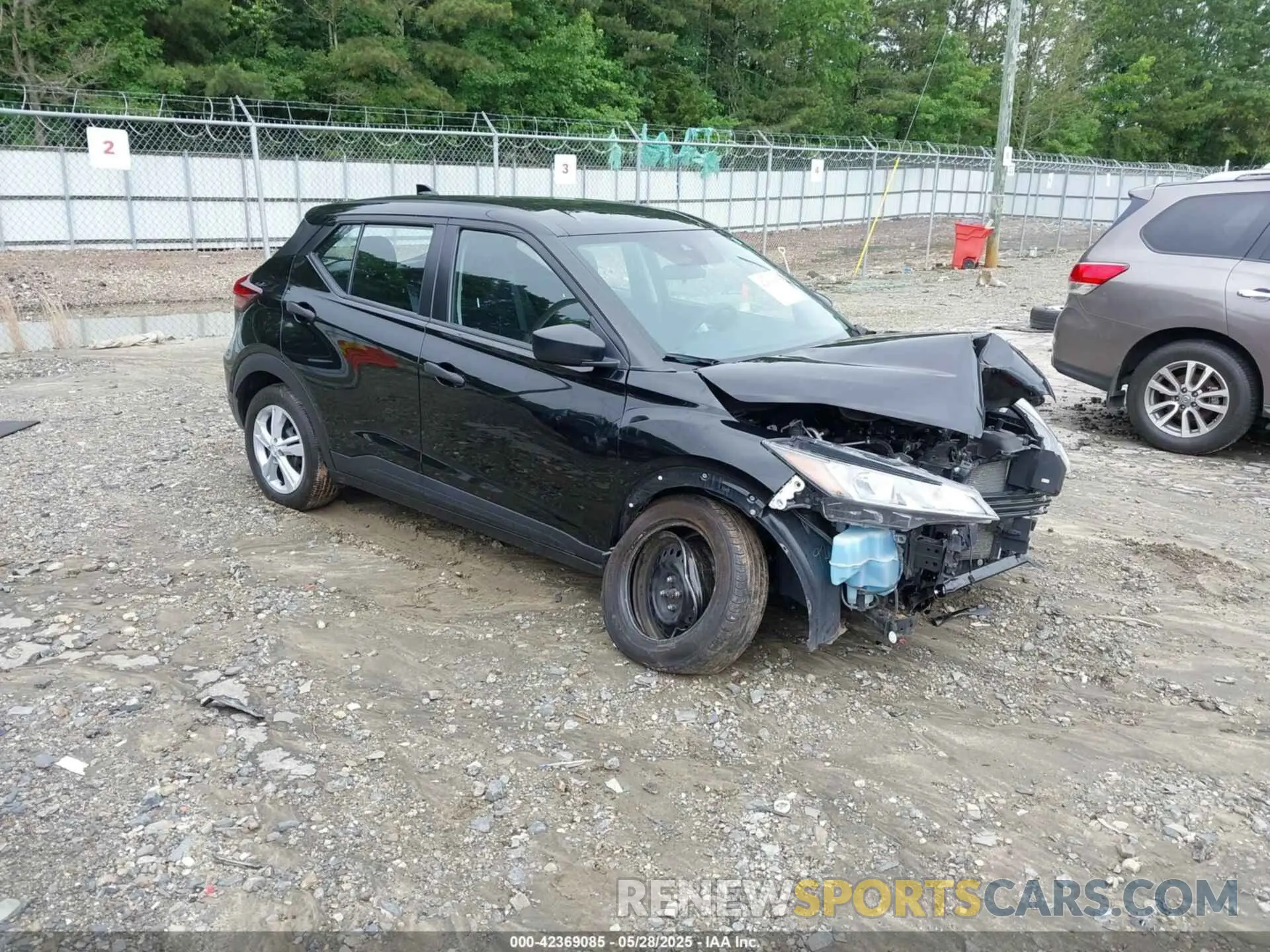 1 Photograph of a damaged car 3N1CP5BV3NL515439 NISSAN KICKS 2022