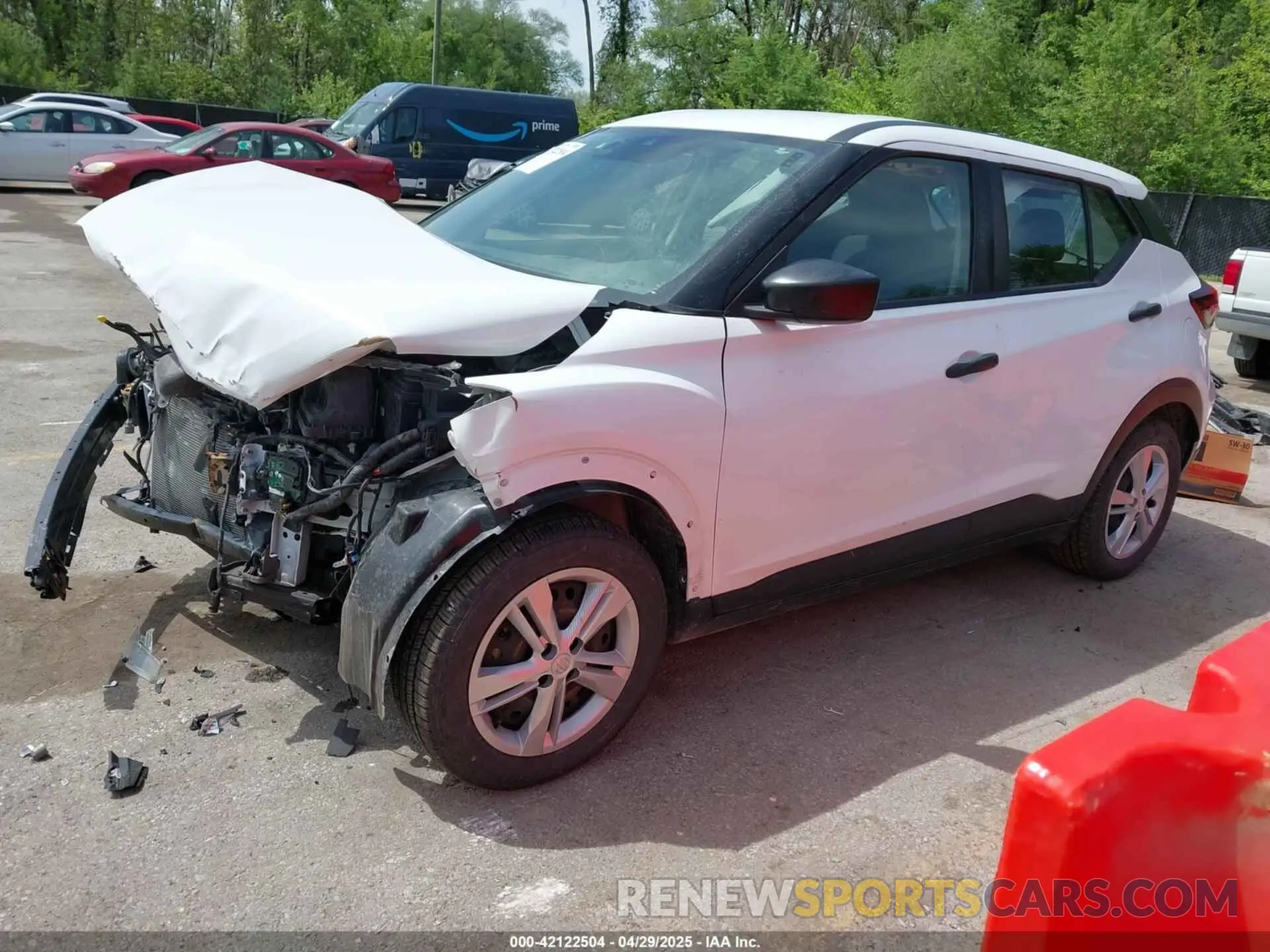 2 Photograph of a damaged car 3N1CP5BV3NL523119 NISSAN KICKS 2022