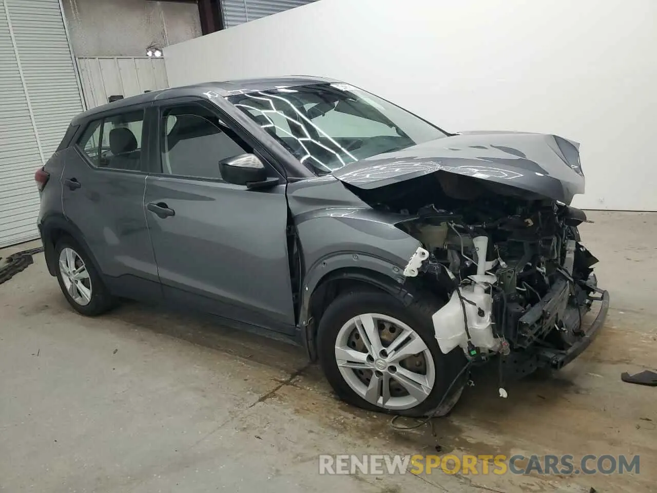 4 Photograph of a damaged car 3N1CP5BV4NL513649 NISSAN KICKS 2022