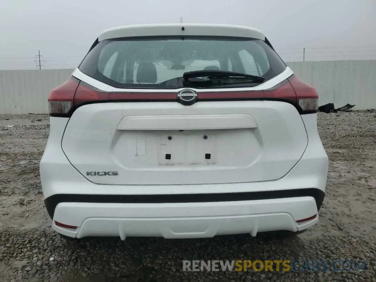 6 Photograph of a damaged car 3N1CP5BV5NL486753 NISSAN KICKS 2022