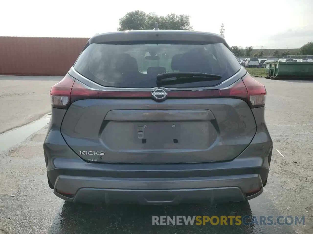 6 Photograph of a damaged car 3N1CP5BV5NL489832 NISSAN KICKS 2022