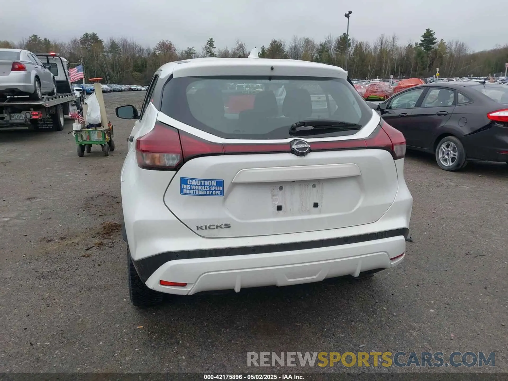 16 Photograph of a damaged car 3N1CP5BV5NL506726 NISSAN KICKS 2022