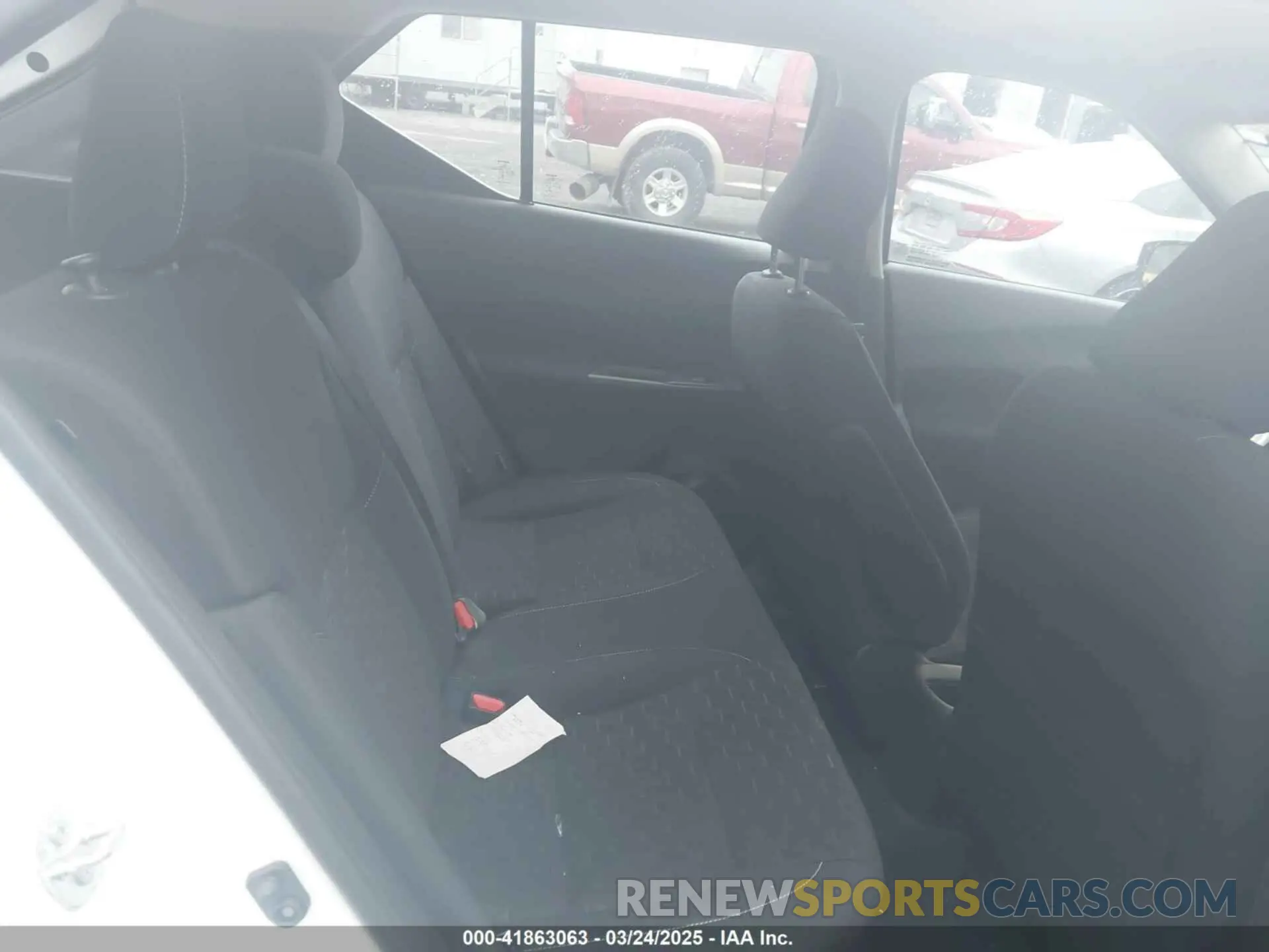 8 Photograph of a damaged car 3N1CP5BV5NL528712 NISSAN KICKS 2022