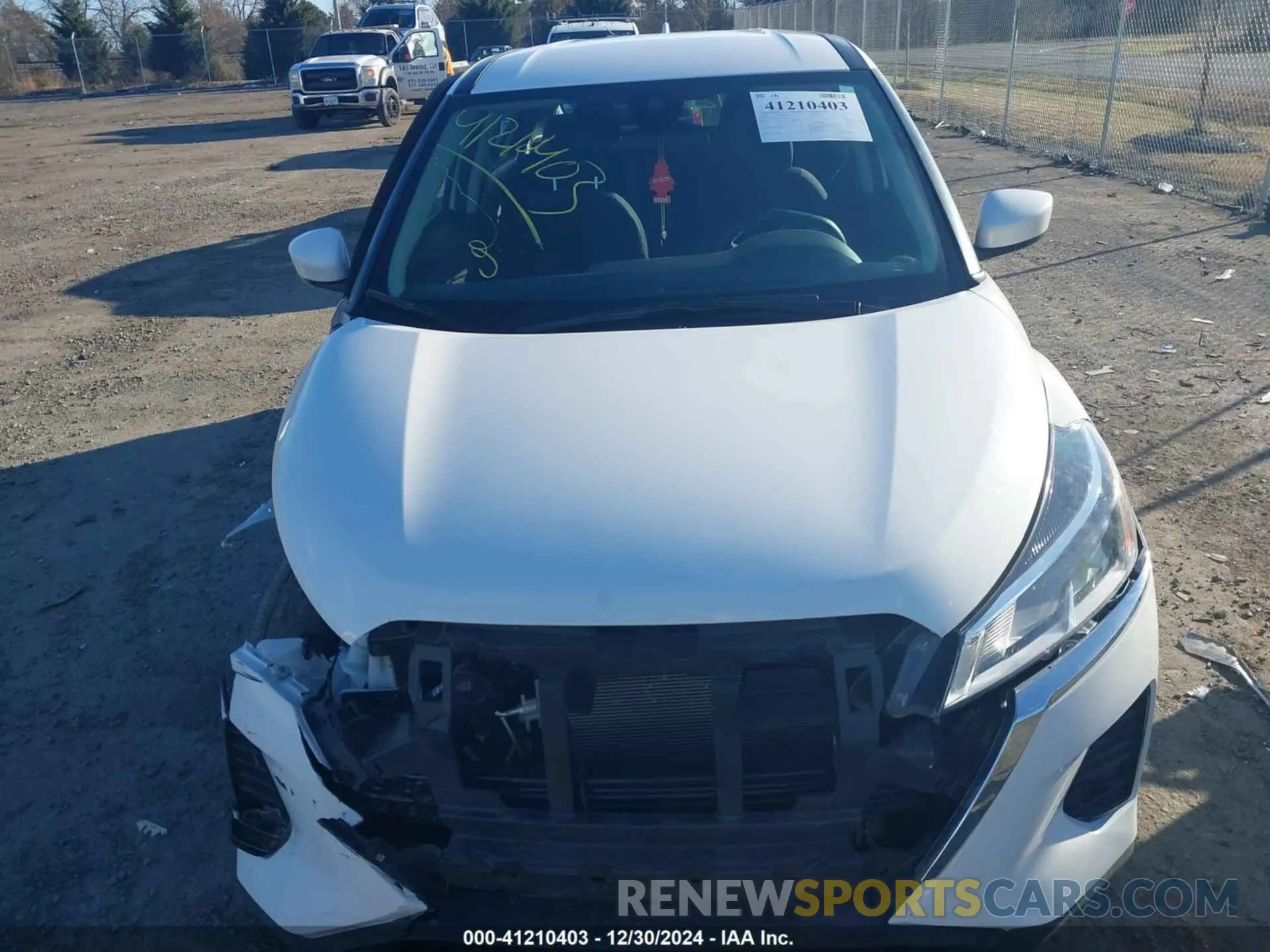 13 Photograph of a damaged car 3N1CP5BV7NL493025 NISSAN KICKS 2022